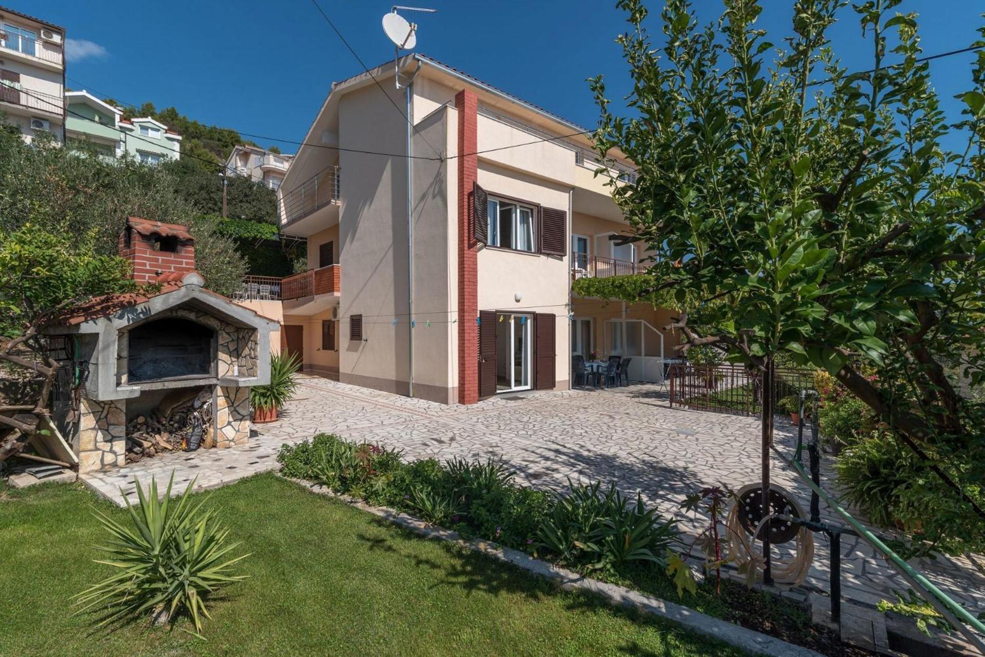 Apartments Vin Trogir Exterior foto